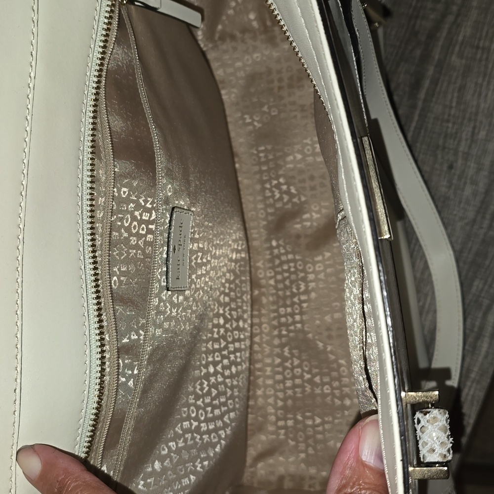 Large Kate Spade Handbag - Picture 6 of 8
